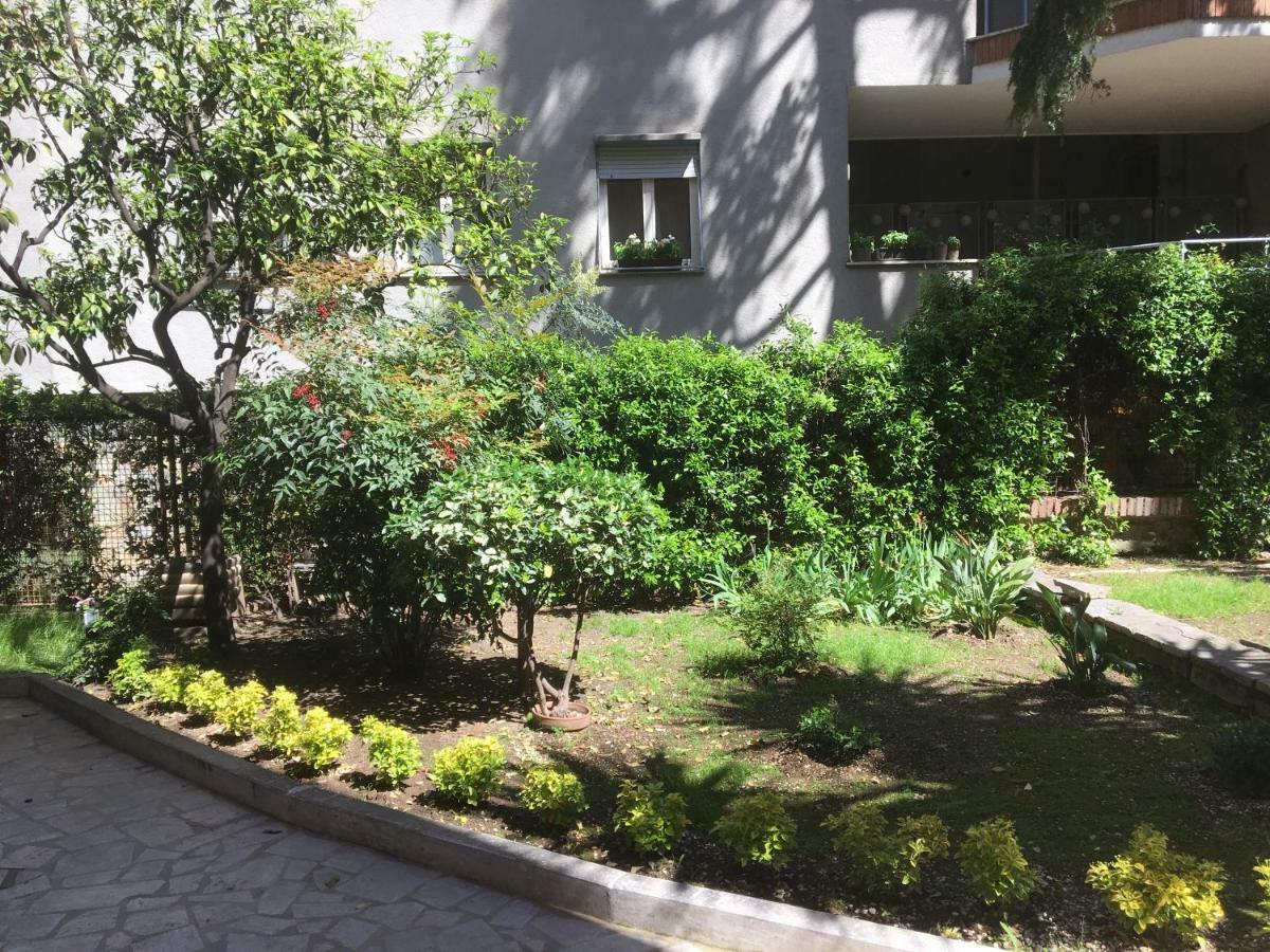 Oasi Metropolitana Apartment Roma Exterior foto